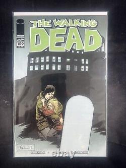 Image Comics The Walking Dead (Lot Of 37) No. 109, 110, 111, 112, 113, 114, 117