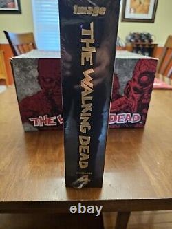 THE WALKING DEAD COMPENDIUM Volume 4 Hardcover Gold Foil