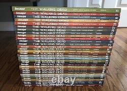 THE WALKING DEAD Complete Series Graphic Novel 1-32 Brand NEW Kirkman Comics