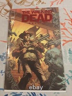 The Walking Dead Deluxe #1 RED FOIL Exclusive Skybound Variant Cover NM CGC IT