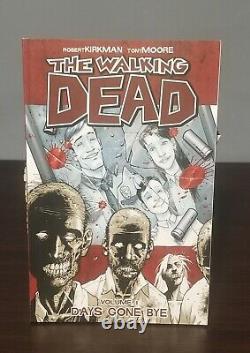 The Walking Dead Graphic Novel Lot Vol 1-26 +1 = 27 Total Paperback