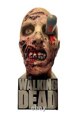 The Walking Dead The Complete Second Season Collectible NO DISC