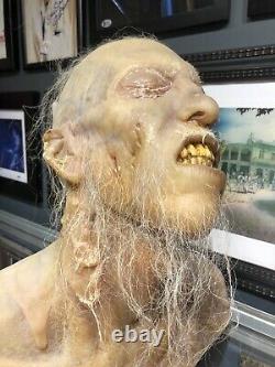 The Walking Dead Zombie Bust Collector Lifesize Halloween Prop
