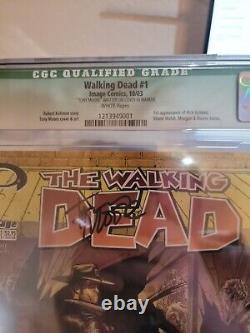 Walking Dead 1 CGC 9.4 Green Label Tony Moore Sig