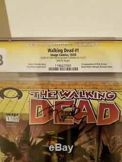 Walking Dead #1 Cgc 9.8 Signed By Robert Kirkman And Tony Moore Black Label