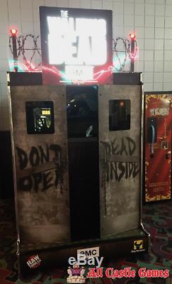 Walking Dead arcade game from Raw Thrills LIGHT USE