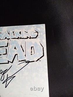 2004 The Walking Dead #7 Première impression Comic NM. Signé par Robert Kirkman COA