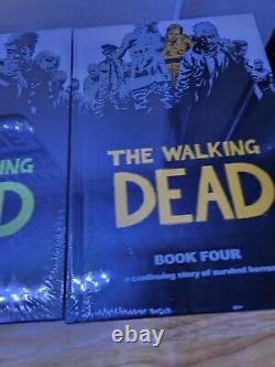 La collection de figurines d'action, livres et bandes dessinées de The Walking Dead