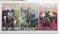 La série de bandes dessinées The Walking Dead comprend un lot de 67 numéros, allant du #116 au #193, avec des variantes pour les numéros 117, 118, 171, 191 et 192.