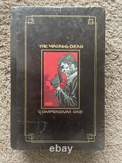 Le Compendium 1 de The Walking Dead Édition en Feuille d'Or, Exclusivité SDCC, SCELLÉ OOP