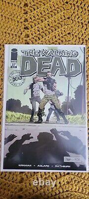 Le lot de 38 bandes dessinées de The Walking Dead