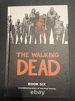 Les Livres De Couverture Rigide Walking Dead 1-11 / 13 Très Bon