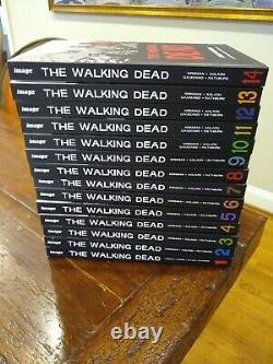 Les Livres De Walking Dead Hardcover Hc Volumes #1-14 Kirkman