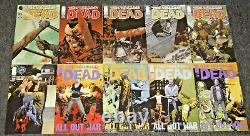 Lot de 65 numéros de The Walking Dead d'Image Comics #110-184 Set Vf/nm de la série télévisée Zombie d'AMC