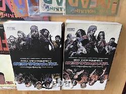 Lot de bandes dessinées The Walking Dead + Compendiums 1 & 2 Manquant 6 numéros