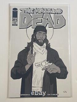 Lot de couvertures variantes pour le 15e anniversaire de Walking Dead. 29 numéros au total