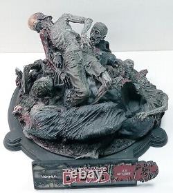 McFarlane Toys La Collection de Statues The Walking Dead Negan (INCOMPLÈTE OU À RÉPARER)
