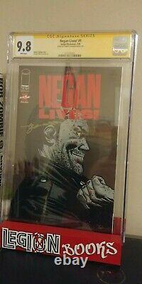 Negan Vit Numéro 1 Signé Par Robert Kirkman Cgc Art. 9.8 Maintenant En Main