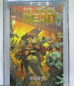 The Walking Dead Deluxe 1 Gold Foil Variant 9.8 Cgc Graded Exclusive Comic Book
