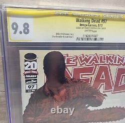 The translation in French: The Walking Dead #97, 1ère édition CGC 9.8 Robert Kirkman / Autographe, 2013-1182601007