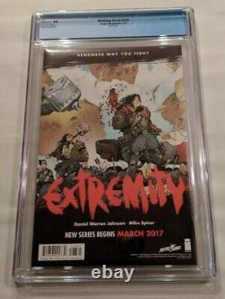 The translation of the title 'The Walking Dead #163 1500 B&W Sketch Cover Variant CGC 9.8 2017' in French would be: 'The Walking Dead #163 1500 Couverture de croquis noir et blanc Variante CGC 9.8 2017.'