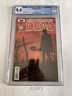 The translation of the title 'The Walking Dead 6 CGC 9.4 IMAGE COMICS' in French would be 'The Walking Dead 6 CGC 9.4 IMAGE COMICS'.
