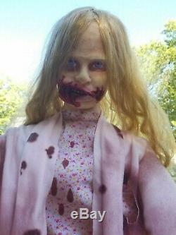 Video Walking Dead Teddy Bear Vie Zombie Girl Taille Halloween Décoration Prop