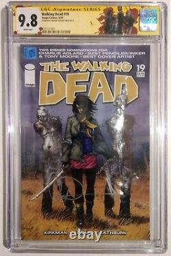 Walking Dead #19 (CGC 9.8, 2005) Signé par Charlie Adlard, 1ère apparition de Michonne